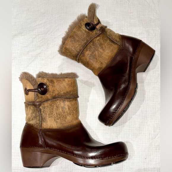 Dansko 9.5 40 Brown Leather Shearling Women's Clog  Boots Booties - Picture 5 of 9
